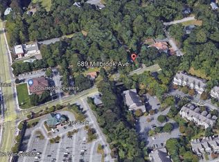 689 Millbrook Ave APT 1, Randolph, NJ 07869