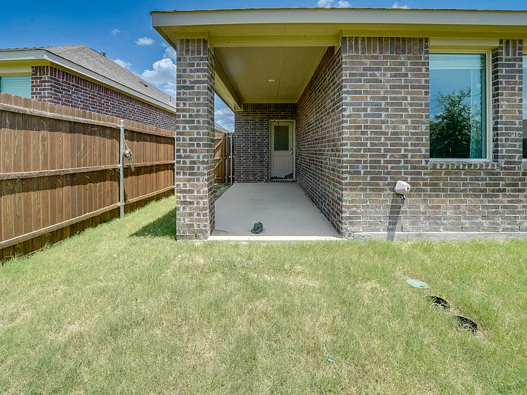 2116 Okeefe Ct — Photo 20