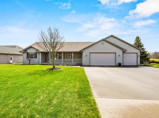 2171 Walton Ct, Kaukauna, WI 54130