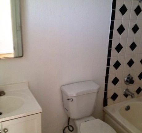 5th image of 4221 W Vista Ave