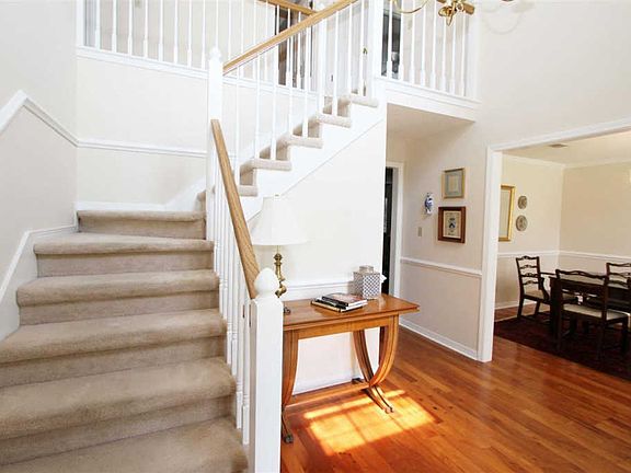 5th image of 5141 Yesteroaks Cir