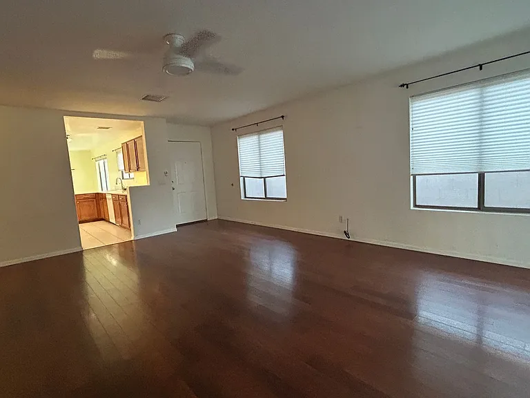 11438 W Virginia Ave — Photo 4