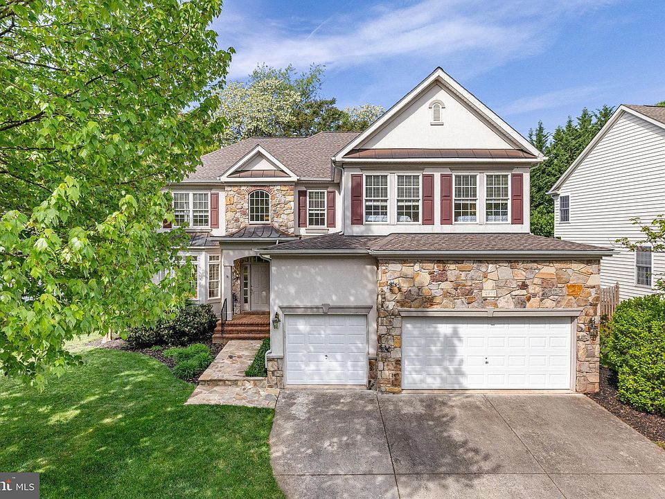 1st image of 12973 Highland Oaks Ct