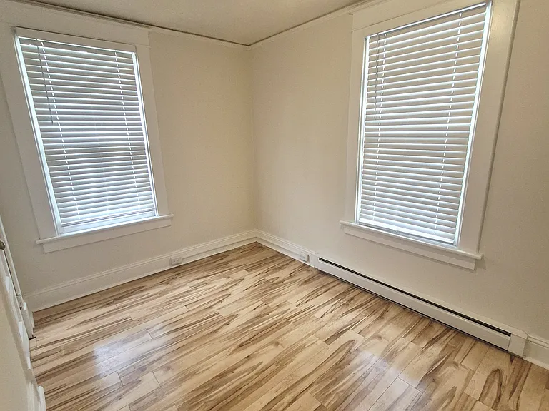 110 Phelps Rd #B — Photo 18