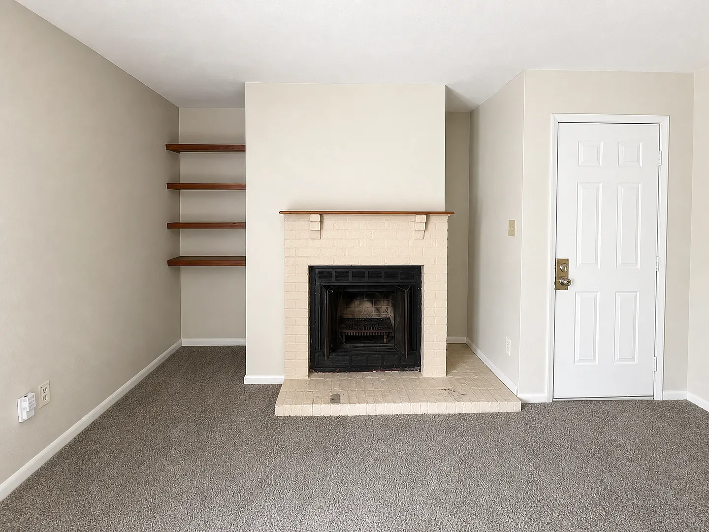 4909 Cotton Row — Photo 4