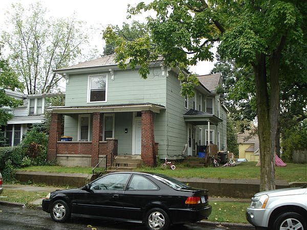 Front 112 Gold Ave, SW