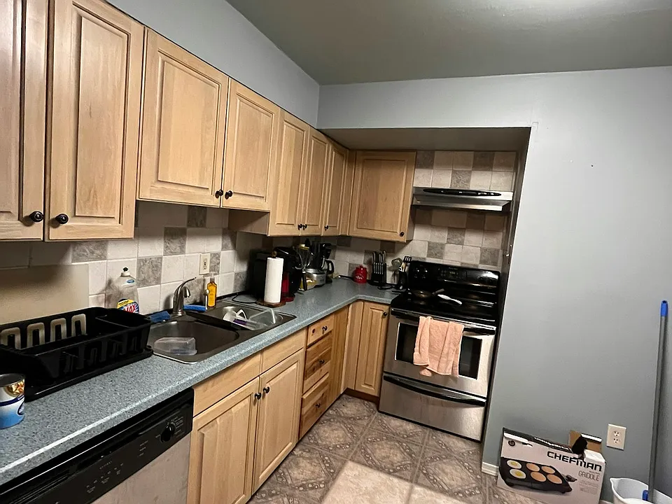 220 Linden St #307