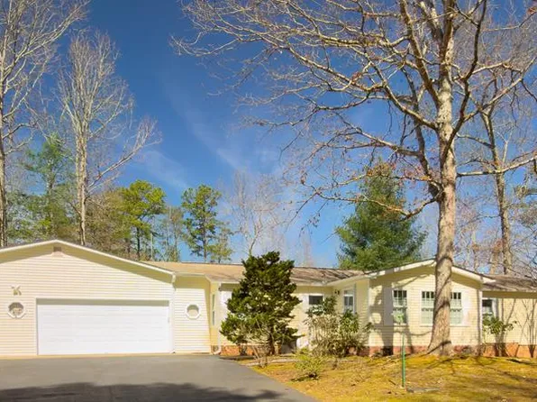 218 Rocky Cir, Blairsville, GA 30512