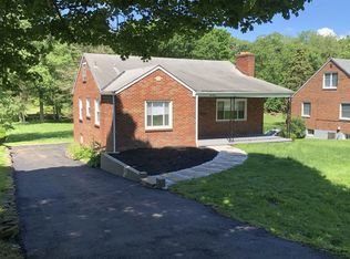 6104 Library Rd, Bethel Park, PA 15102