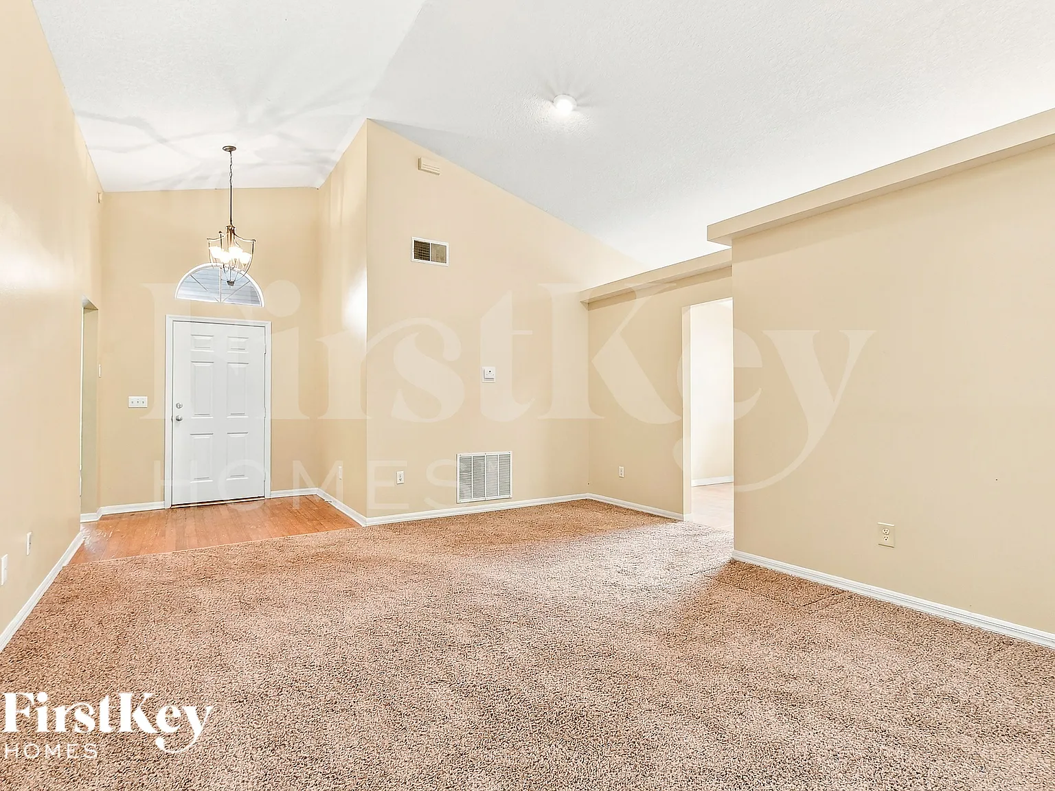 4 bed, 2.0 bath, 1680 sqft, $1,940 — Photo 3