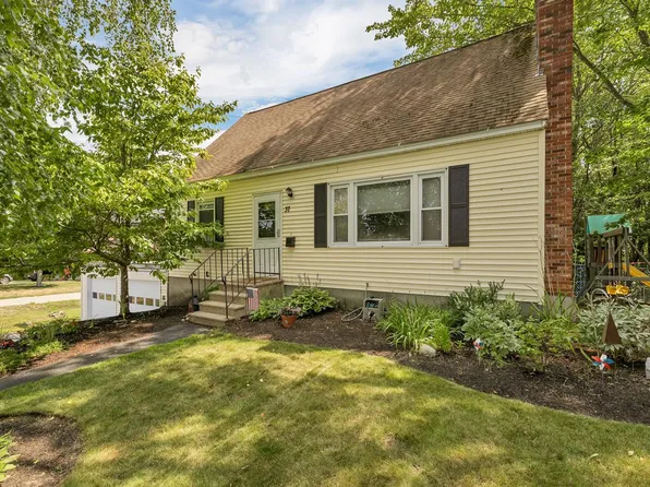 37 Michael Street, Manchester, NH 03104