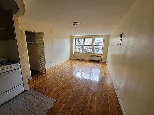 1st image of 330 E 19th St APT 5E