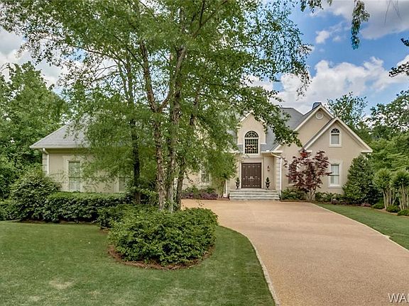 2nd image of 6217 Lake Cove Dr