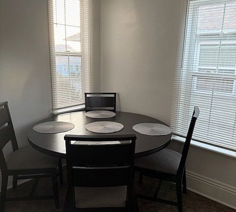 2nd image of 2536 Griffin Ave
