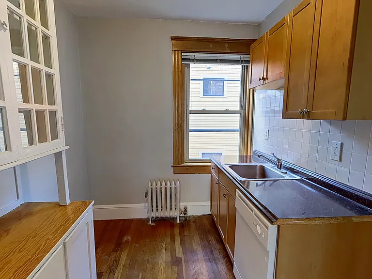 97 Hancock St #4JR — Photo 3