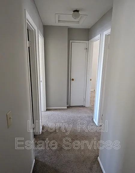 901 Olmstead Dr #16B — Photo 5