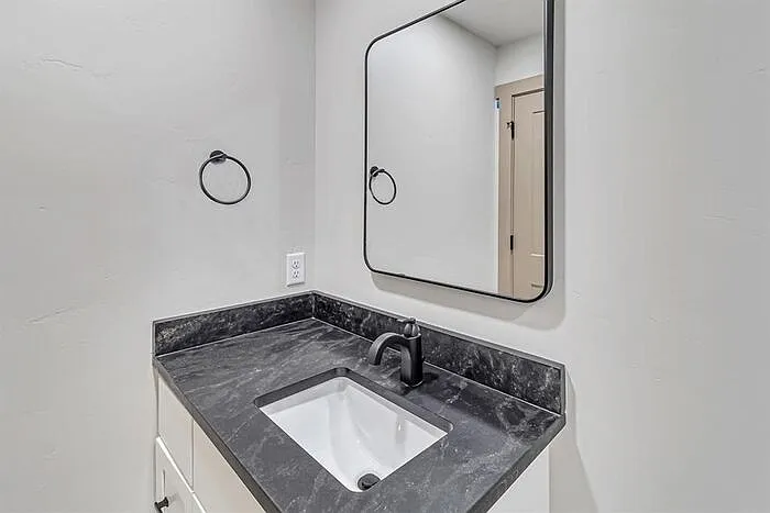 599 Teatro Ct — Photo 12