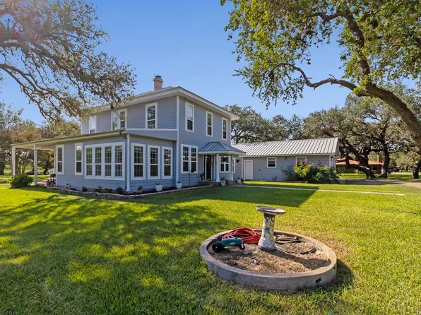4814 Old Highway 181, Beeville, TX 78102