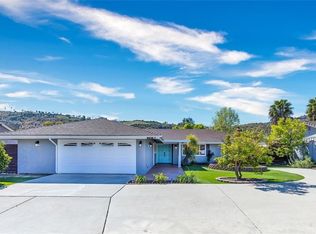 3587 Oak Cliff Dr, Fallbrook, CA 92028