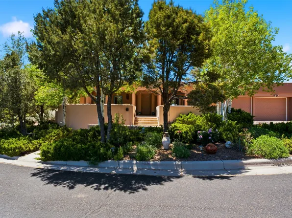 871 Vista Canada Ln, Santa Fe, NM 87501