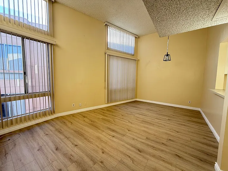 807Bunk — Photo 5