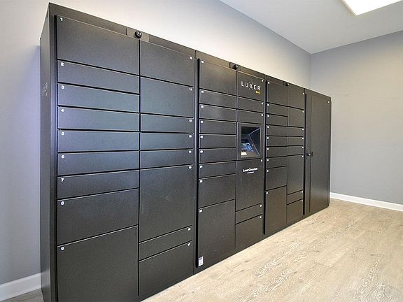 4th image of 848 Niagra Preservation Cir #203