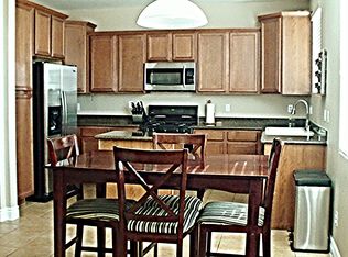 735 Blue Barrel St, Henderson, NV 89011