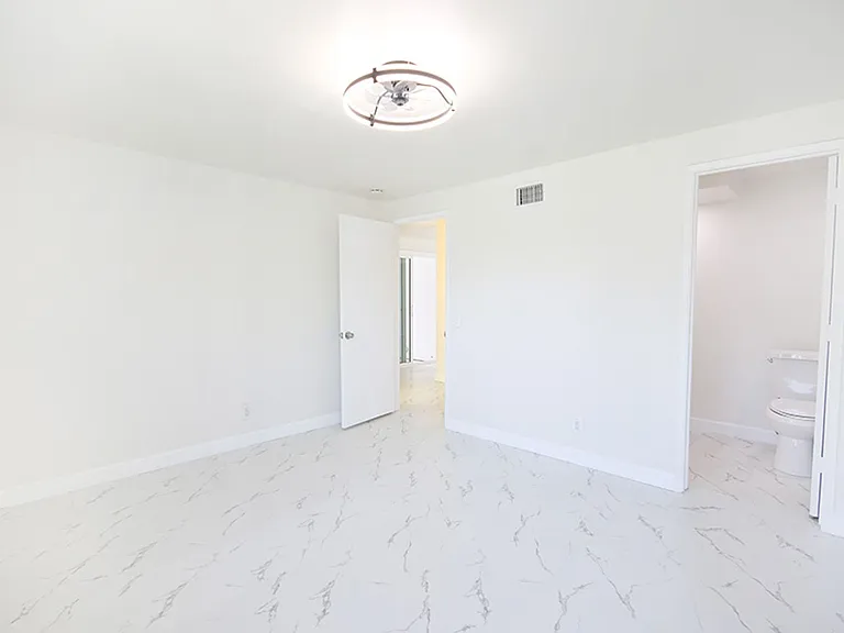 14482 Grassmere Ln — Photo 17
