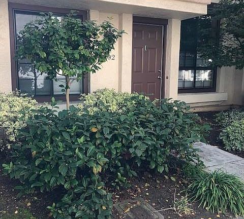 2nd image of 1002 Chula Vista Ter #40