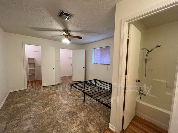 208 Stockmen Ln UNIT 208