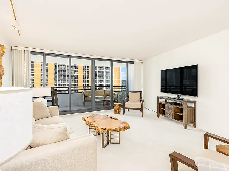 1330 Ala Moana Blvd #1308 — Photo 8