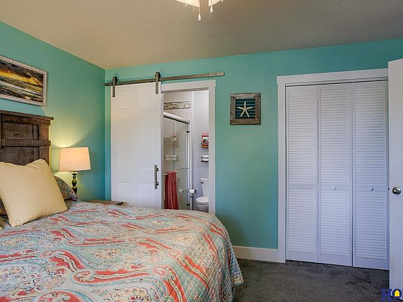 4th image of 8224 Russwood Cir