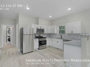 442 4th St NW UNIT 2, Grand Rapids, MI 49504