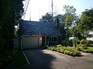 157 Wolcott Rd, Brookline, MA 02467