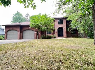 N7713 Half Moon Bay Dr E, New Lisbon, WI 53950