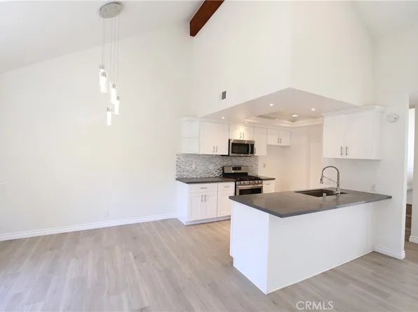 292 Palmer St APT C2, Costa Mesa, CA 92627