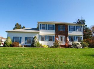 2 Wright Ct, Succasunna, NJ 07876