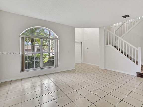 3rd image of 13294 NW 12th St