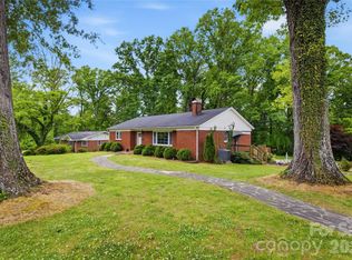 200 Falls St, Morganton, NC 28655