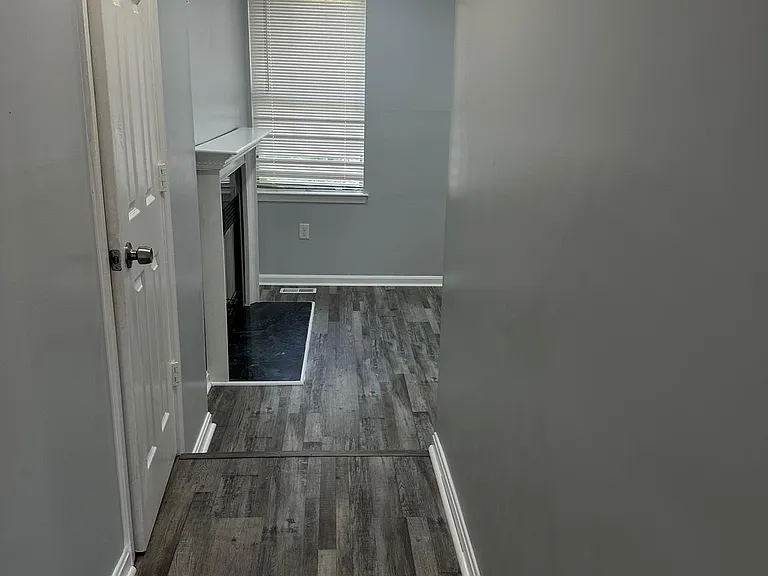 8516 Grandhaven Ave — Photo 3