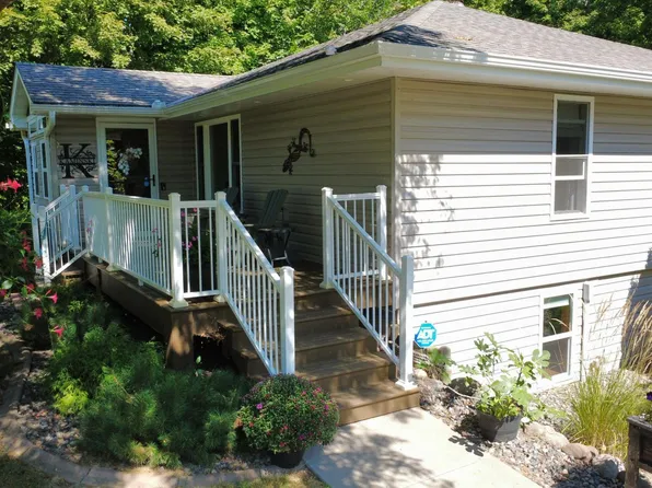 43929 Cedarcrest Trl, Harris, MN 55032