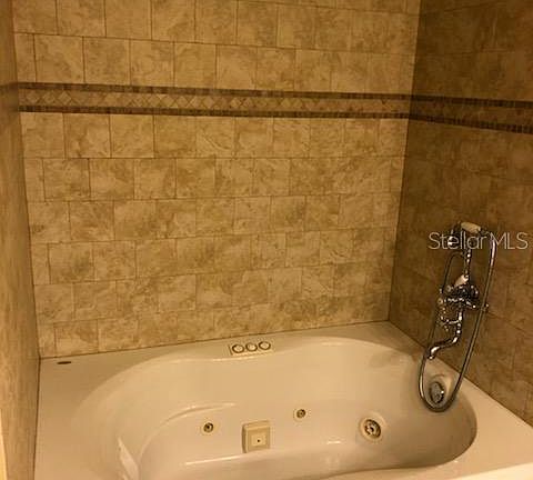5th image of 2743 Carmel Ct