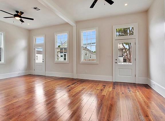 4th image of 2832 Dumaine St