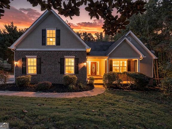 2nd image of 6749 Carriage Walk Ln