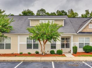 1522 Harpers Inlet Dr, Clover, SC 29710