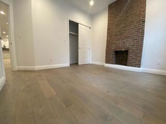 4th image of 421 W 125th St #2
