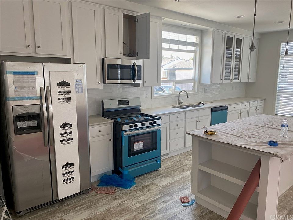 1st image of 2700 Cienaga St Space 2