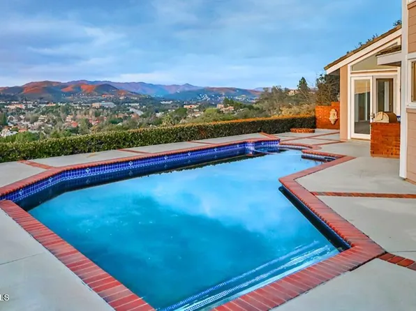 3535 Ridgeford Dr, Westlake Village, CA 91361