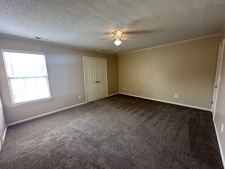 5042 Kemps Lake Dr — Photo 22