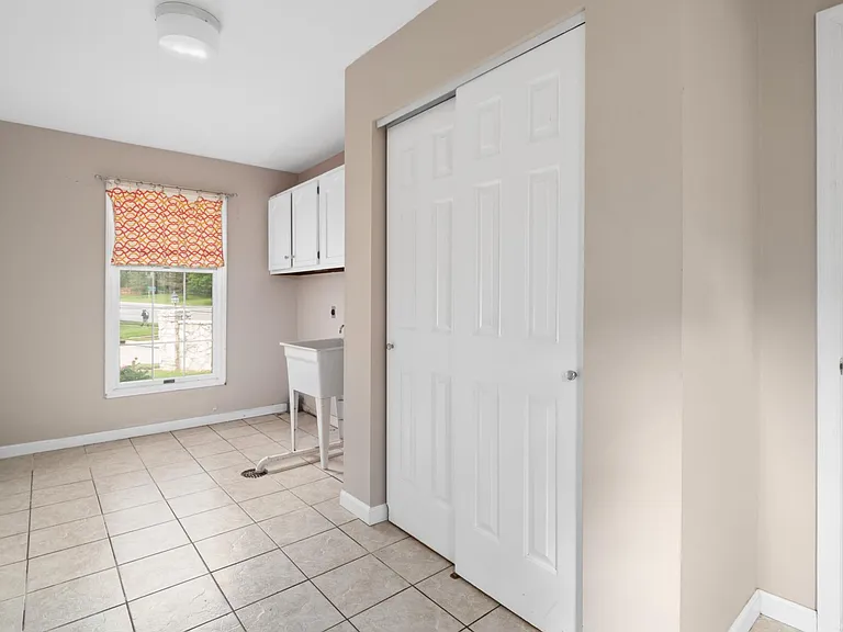2122 Park Forest Dr — Photo 30